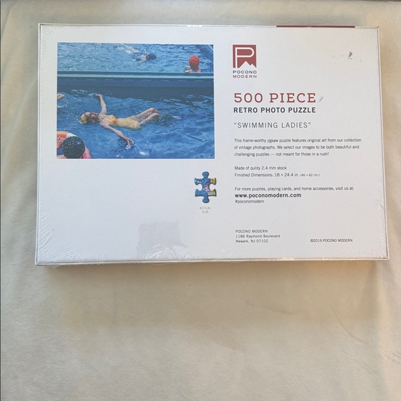 NEW! Pocono Modern Retro Photo Puzzle “Swimming Ladies” - 500 Piece - Picture 3 of 3